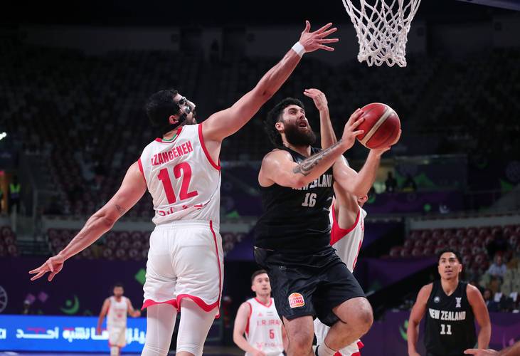 男篮中国队对伊朗队