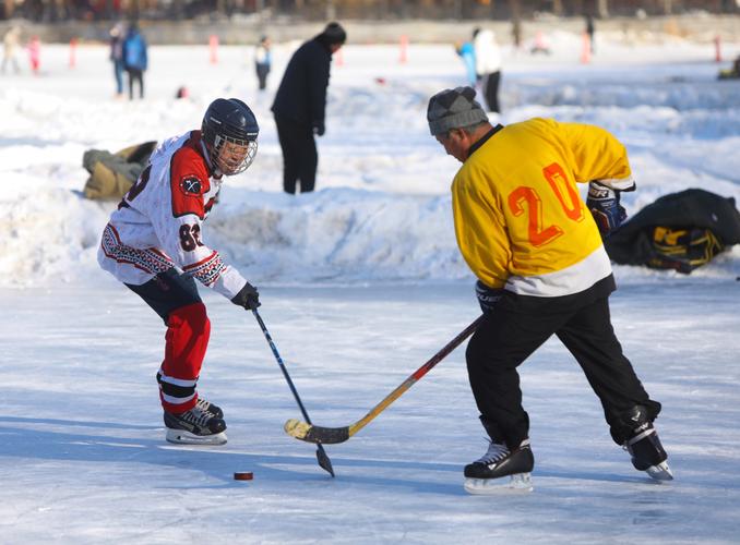 冰球是打一场多长时间