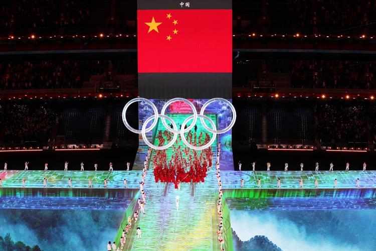 中国首次 冬奥会