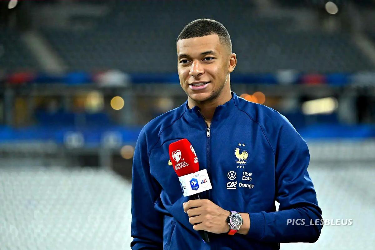 姆巴佩回应梅西