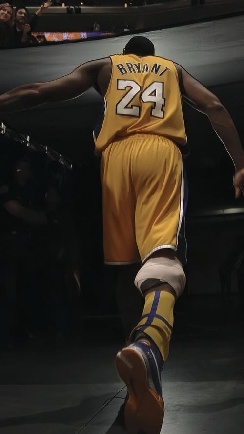 科比 凌晨4点钟