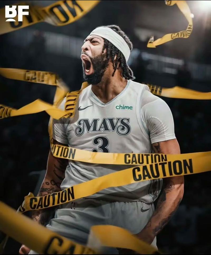 戴维斯伤势情况