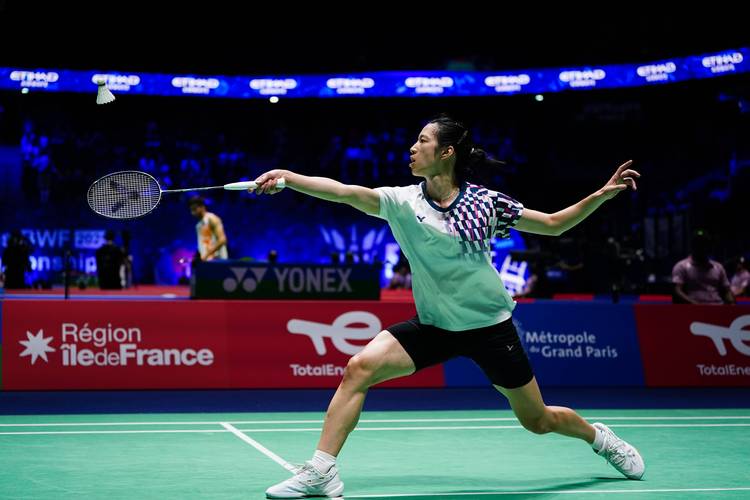 女子羽毛球比赛几局几胜