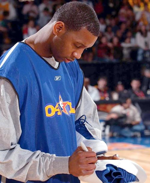 麦迪什么时候来的CBA打比赛的