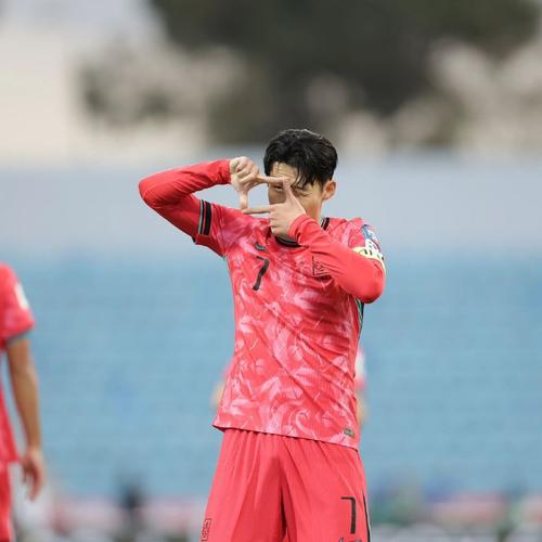 孙兴慜德甲号码