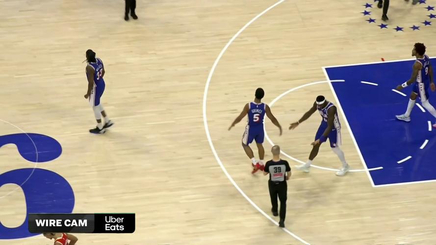 老鹰对76人比赛