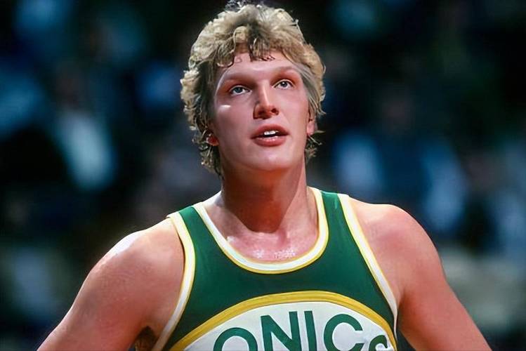 nba历史白人球员有哪些