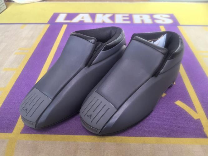 还会出科比的鞋子吗