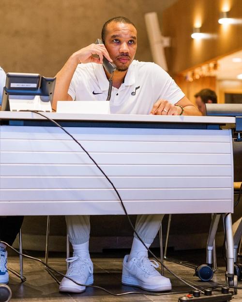 犹他爵士的历史教练是谁