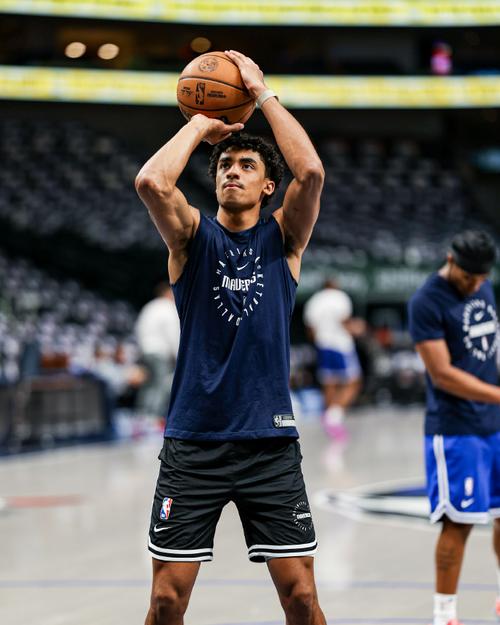 活塞vs独行侠比分预测