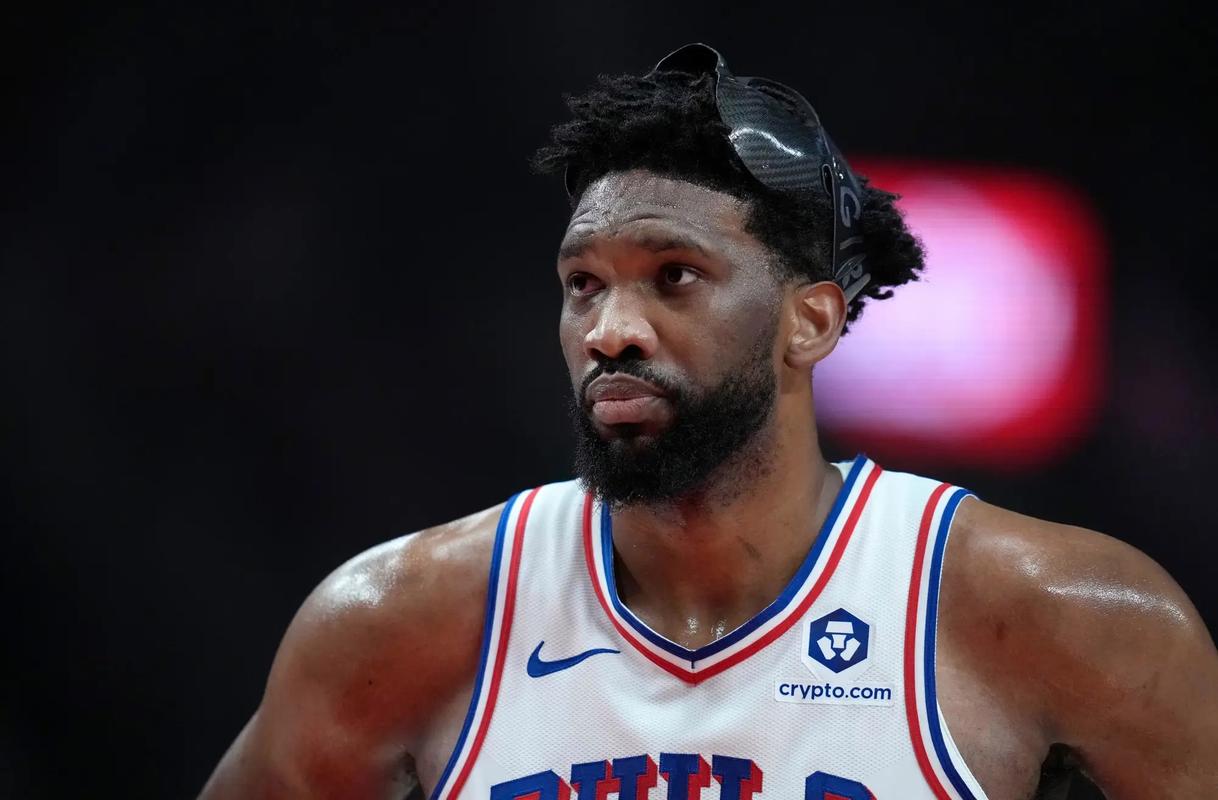 大帝恩比德什么时候退役的