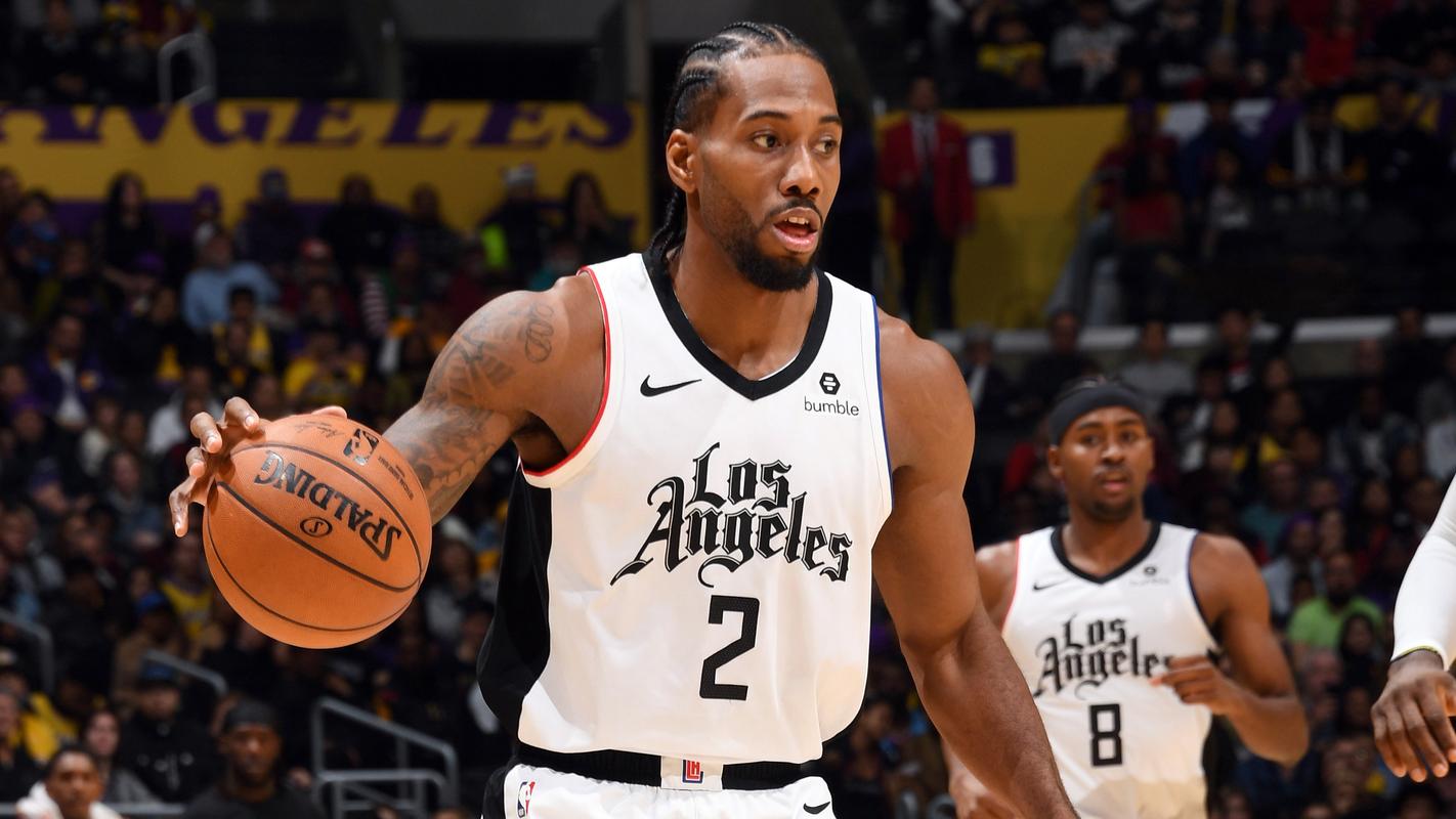 莱昂纳德是前锋吗还是后卫