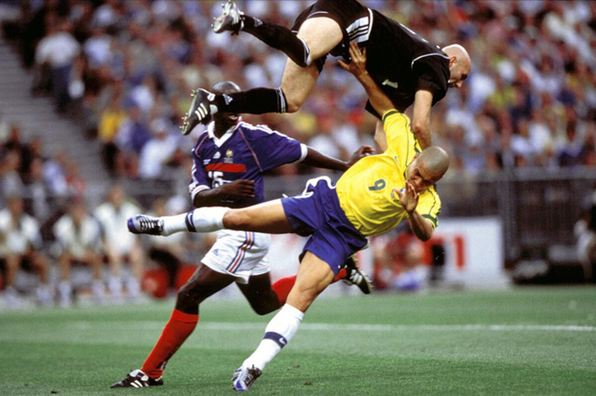 98年世界杯，激情四溢的淘汰赛瞬间回放