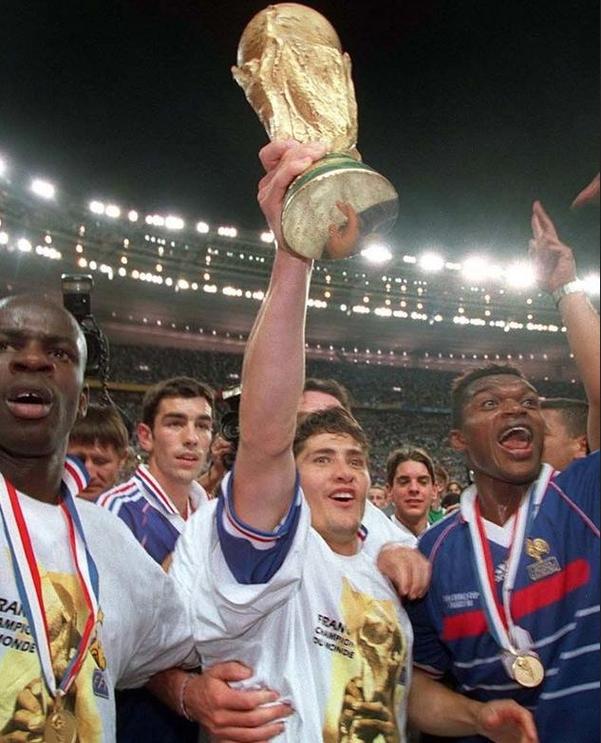 98年世界杯小组赛，激情四溢的时光机器！