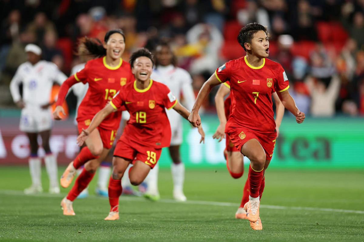 2020女足联赛硝烟再起，铿锵玫瑰绽放赛场！