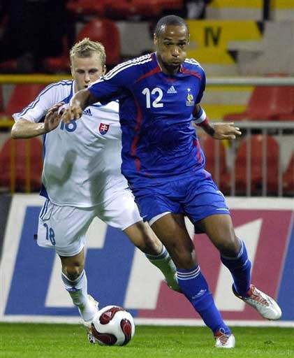 98世界杯，法兰西雄鹰振翅翱翔：重温那支传奇阵容